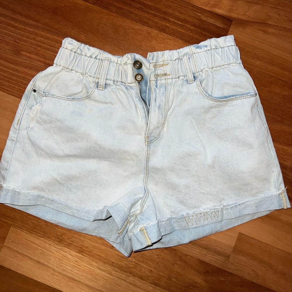 A loves A shorts